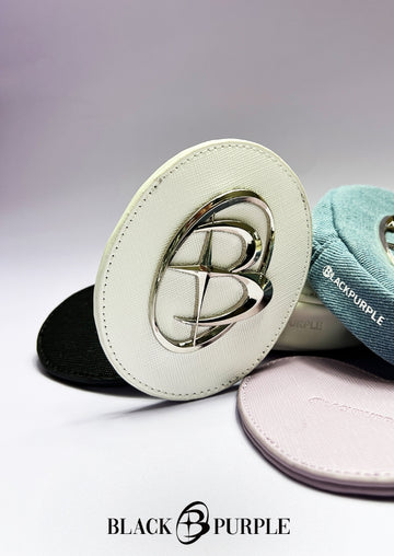 Accent card holder key ring